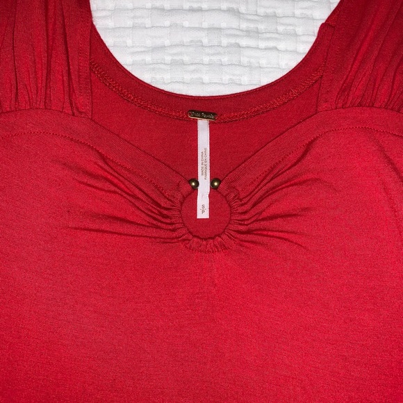 🍓Free People Viscose Red Ring Top - Picture 4 of 7